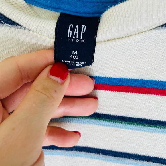 GAP Kids Boy M 8 White striped 100% cotton Pullover sweater - Picture 3 of 5